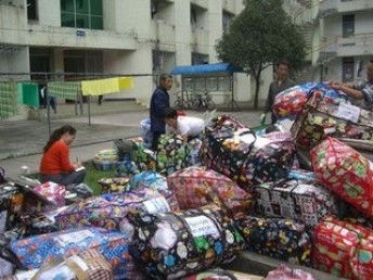 圖 上海快遞公司青浦區(qū)申通快遞托運(yùn)生活用品行李包裹 上海快遞