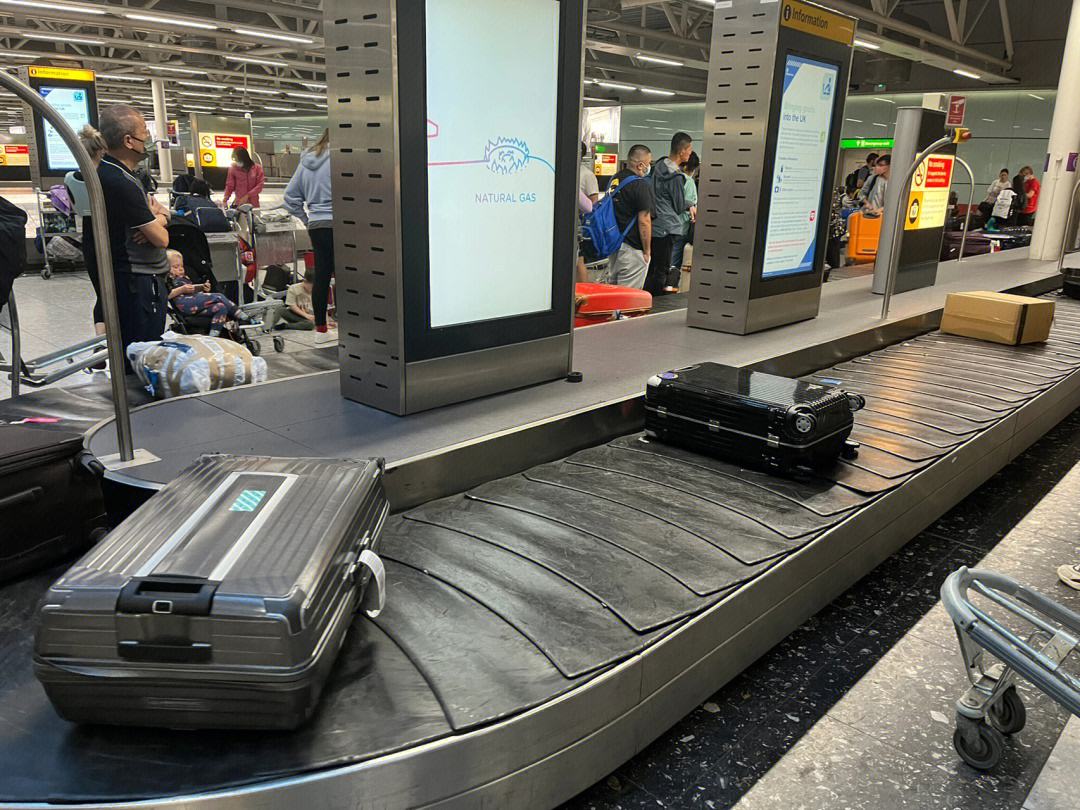 倫敦希思羅機(jī)場轉(zhuǎn)機(jī)攻略 行李重新托運(yùn)全指南