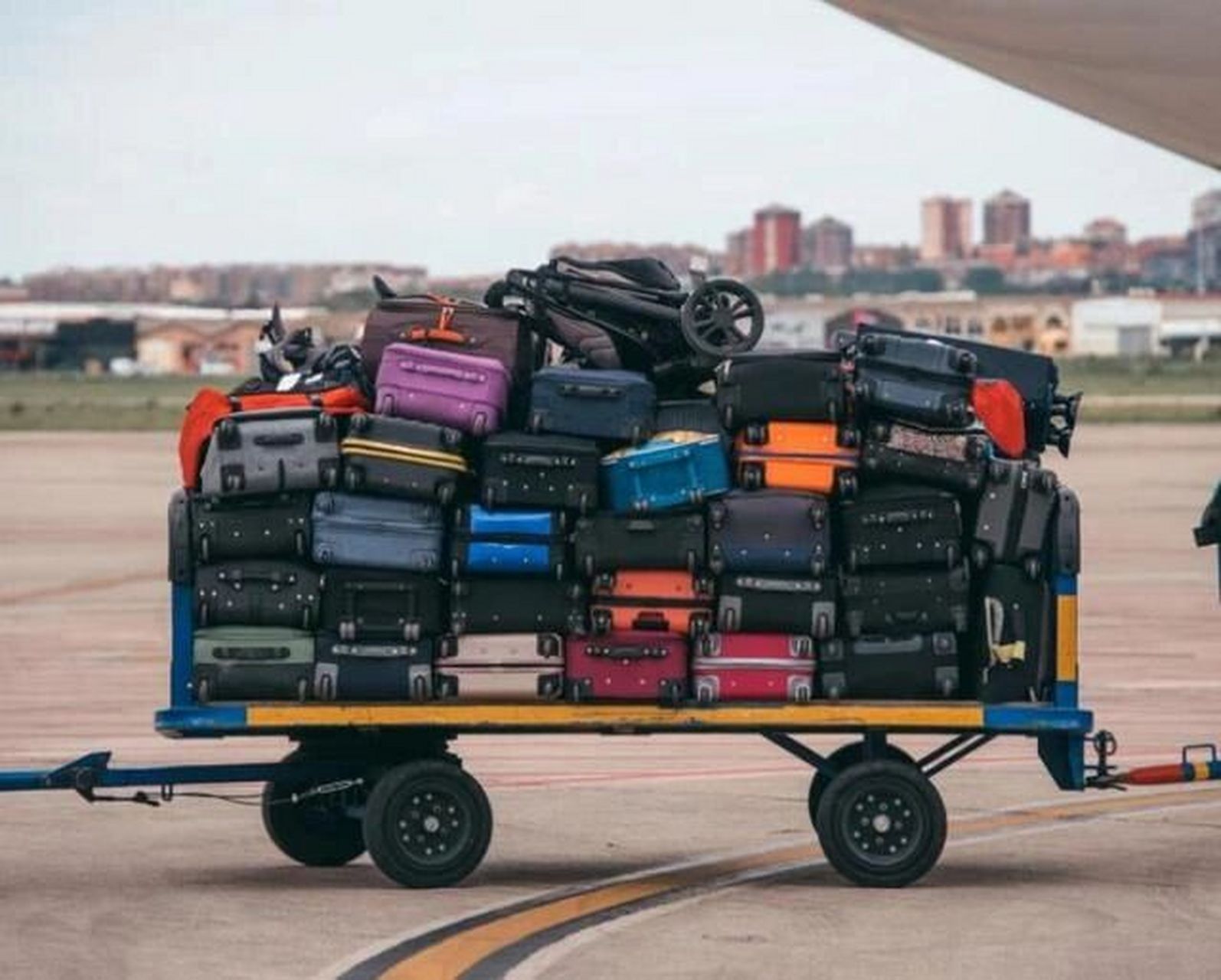 機場應急指南 行李未及時托運，可單獨托運嗎？